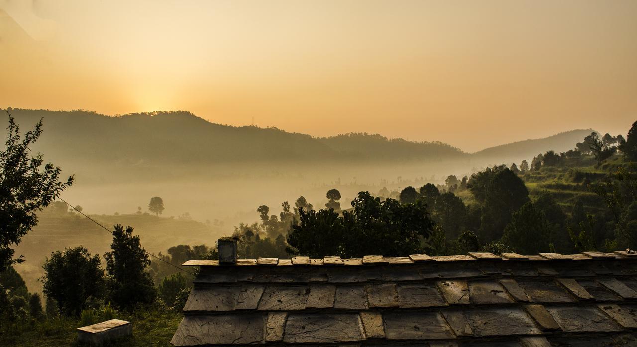Thikalna Himalayan Retreat Villa Алмора Екстериор снимка